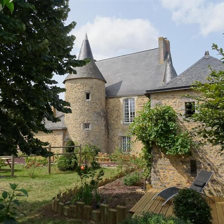 Bed and Breakfast Manoir De La Grand'Cour Soulgé-sur-ouette Exterior foto